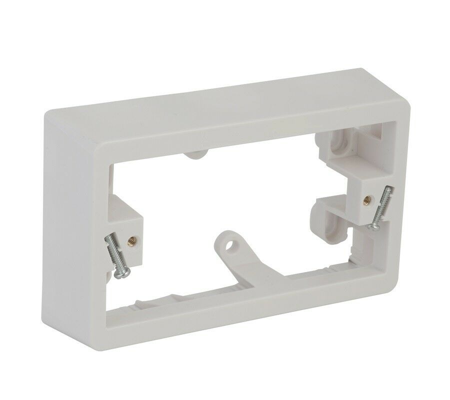 34mm Mounting Block for Wall Plate